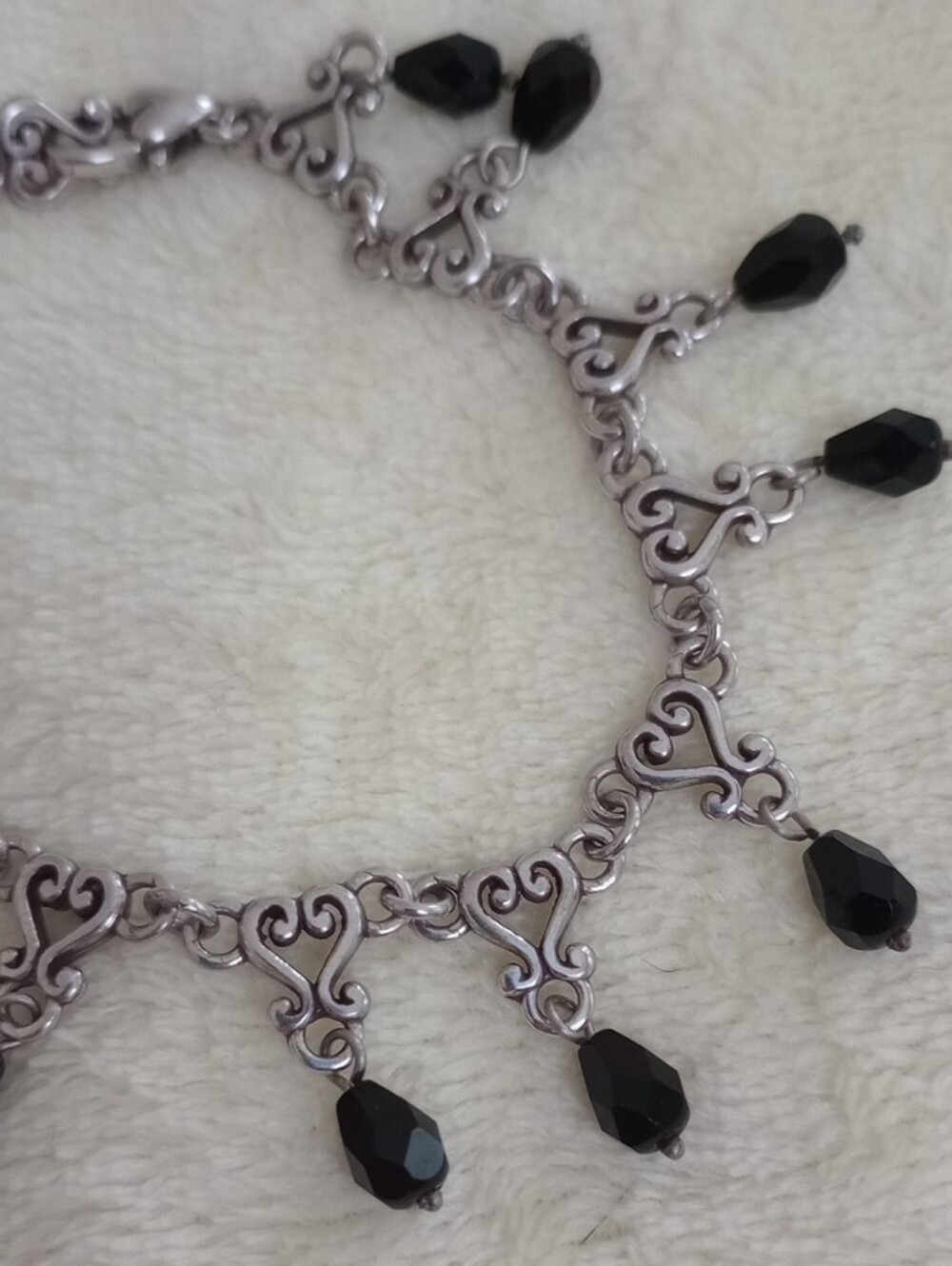 BRIGHTON Silver Heartcharms With Black Teardrops Bracelet - Picture 5 of 6